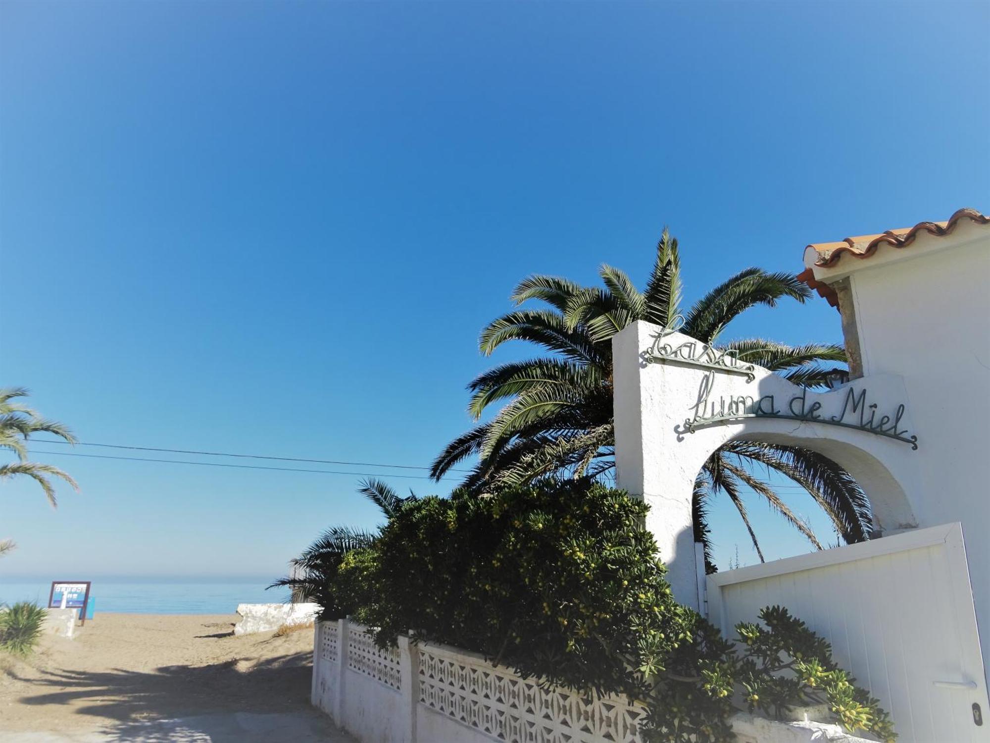 Villa At Seafront With Private Garden-655 Denia Exteriör bild